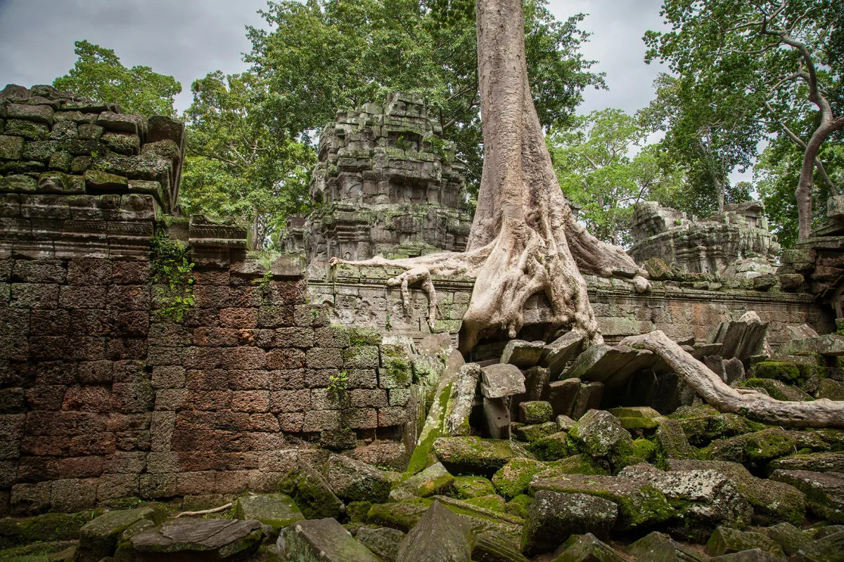 Les visages de pierre du temple du Bayon, Angkor